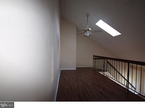 4th image of 7302 Tamarron Dr