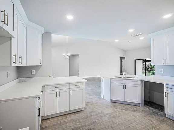 4th image of 12082 Maiden LN