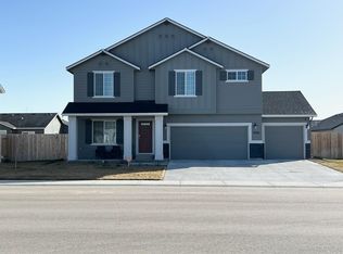 1850 SW Cooper Ave, Mountain Home, ID 83647