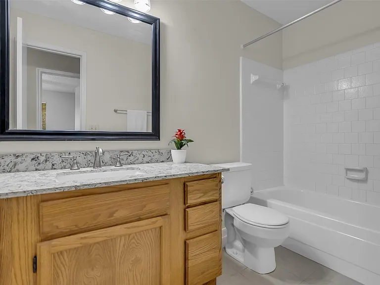 10 Treadwell Ct — Photo 17