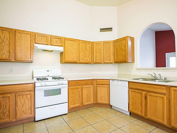 4th image of 6016 Honeybee Ct