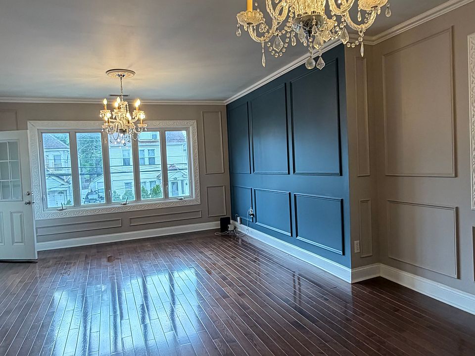 1st image of 141 Acme St Floor 2