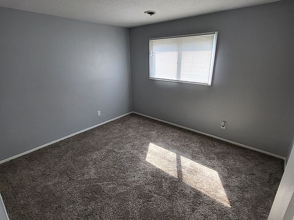 5th image of 3359 Heatherton Dr APT 6