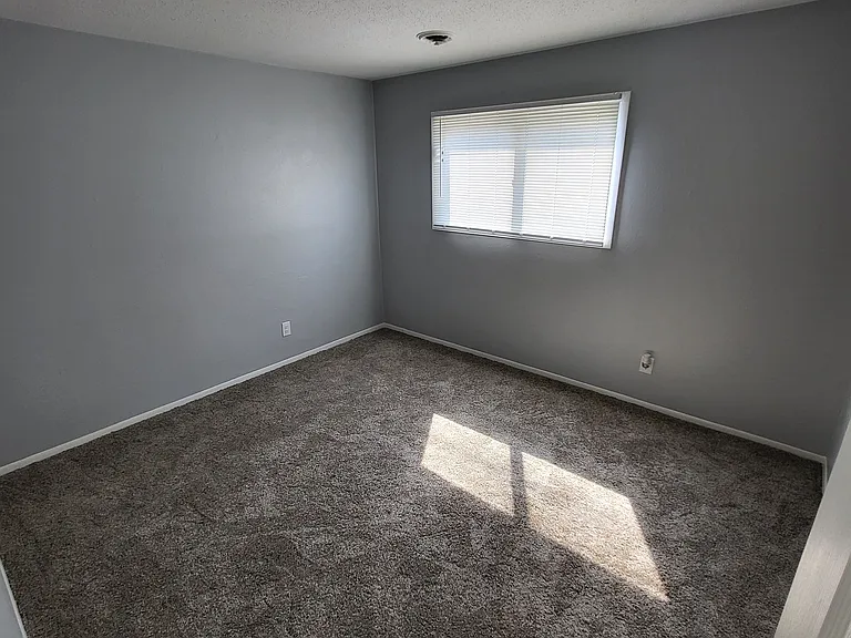 3359 Heatherton Dr #6 — Photo 5