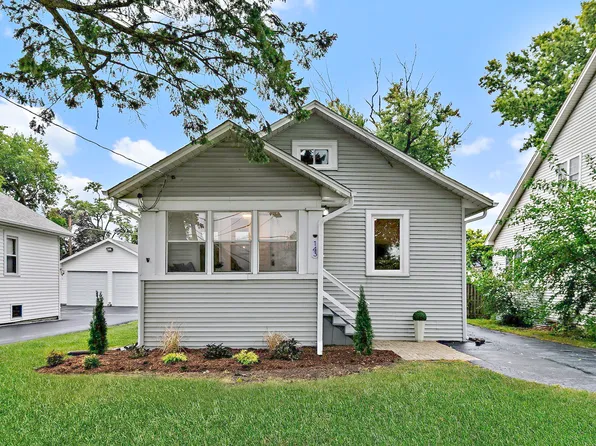 143 E Division St, Villa Park, IL 60181
