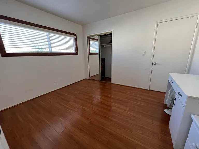 4870 Fratus Dr — Photo 5