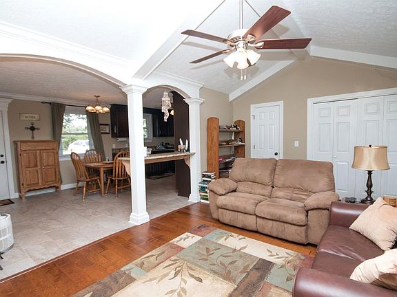 2nd image of 2882 25w Hwy