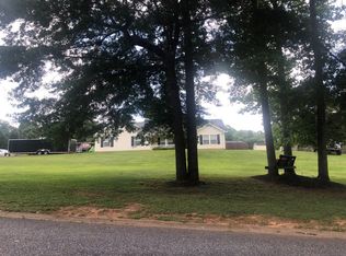 705 Briarstone Cir, Inman, SC 29349