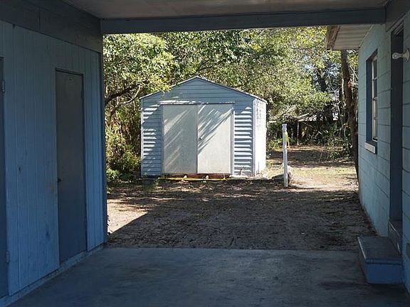 2nd image of 509 El Vedado Ave