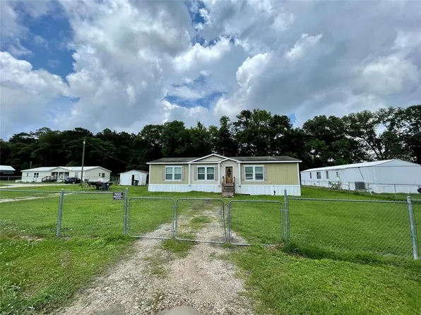22055 Bowden Dr, New Caney, TX 77357