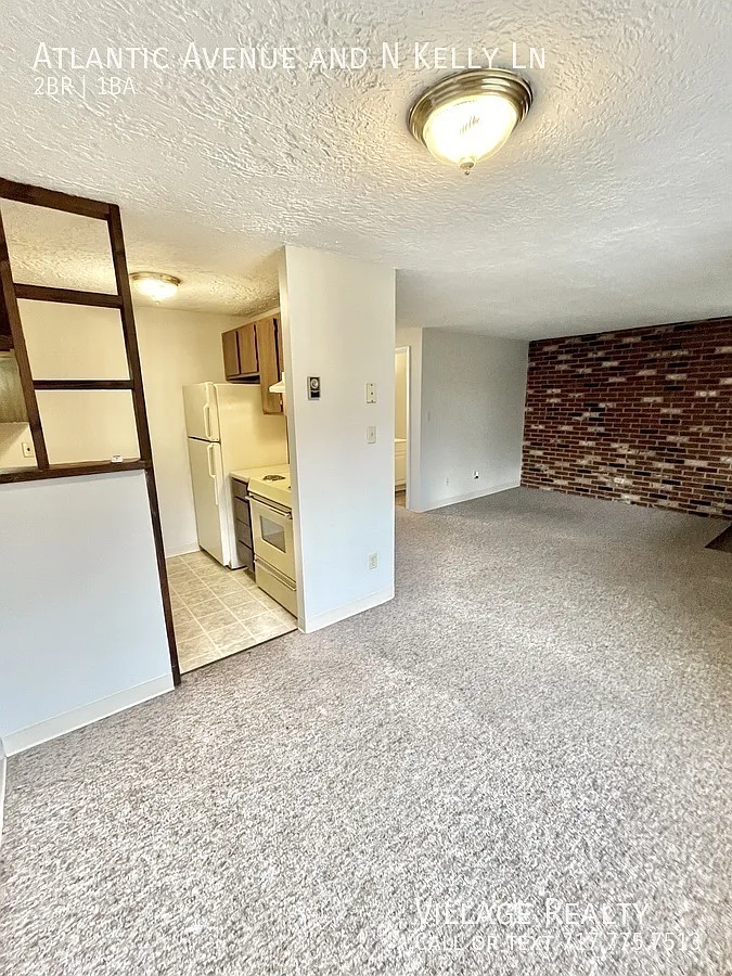 Affordable 2-bed in Red Lion! On-site laundry and off-street parking! — Photo 3