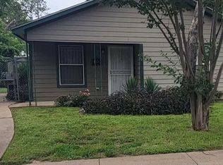 1309 E Annie St, Fort Worth, TX 76104