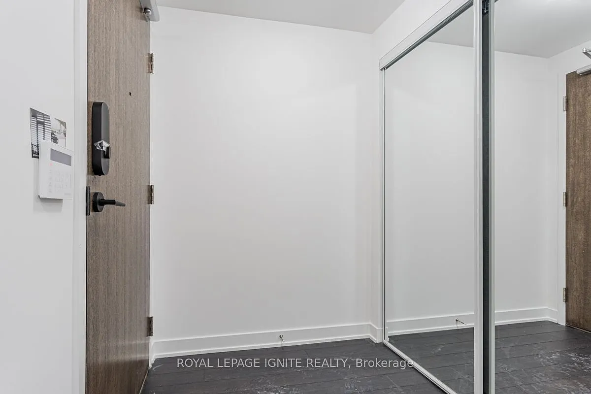 2 bed, $2,900 — Photo 3