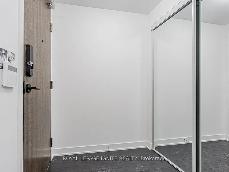 100 Eagle Rock Way #305 — Photo 3