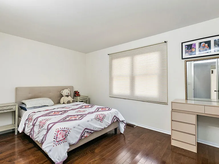 1037 Conrad Ct — Photo 10