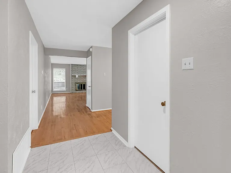 1906 Arvada Dr — Photo 4