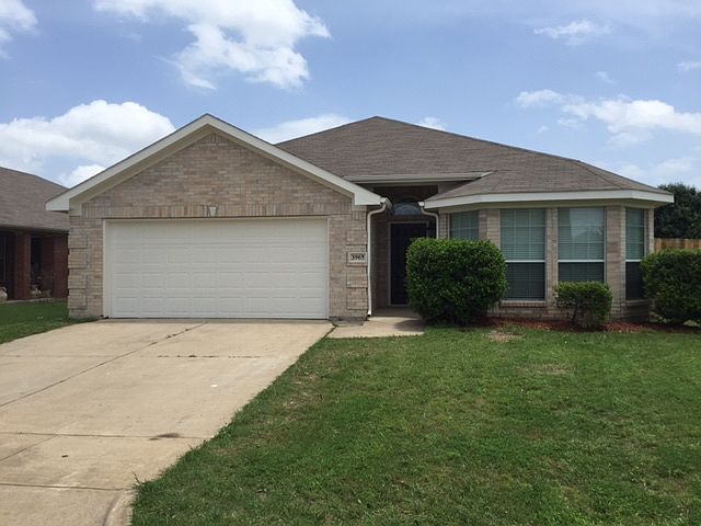 1st image of 3965 Silver Springs Dr