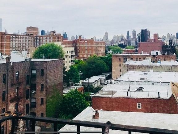 5th image of 2510 31st Ave APT 6L