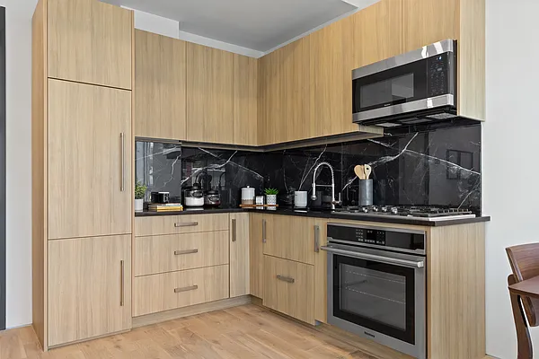 Sold by Nest Seekers International | media 18