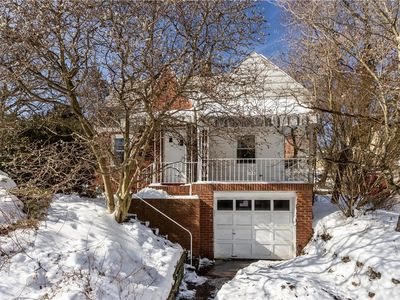 2606 Winchester Dr, Pittsburgh, PA, 15220