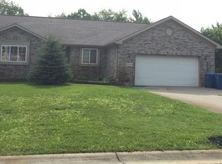 12109 Clover Knoll Rd, Fenton, MI 48430