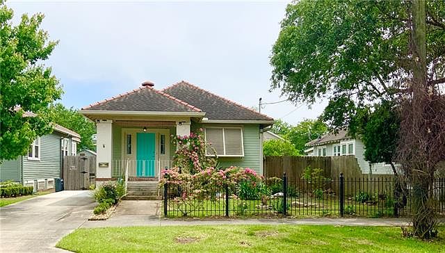 1st image of 5825 W End Blvd