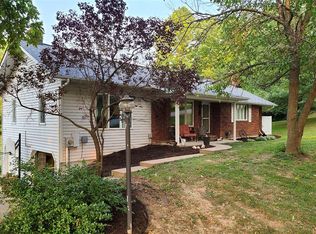 2 Meadowood, Washington, MO