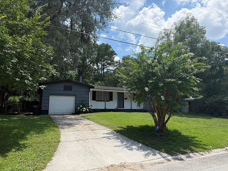 5044 Oakside Dr — Photo 4