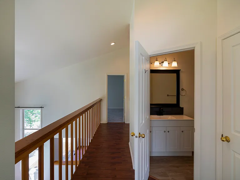 617 Willow Dr — Photo 16