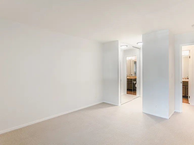 2766 Somerset Park Cir — Photo 16
