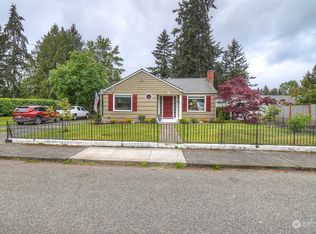 135 Dora Ave, Bremerton, WA 98312