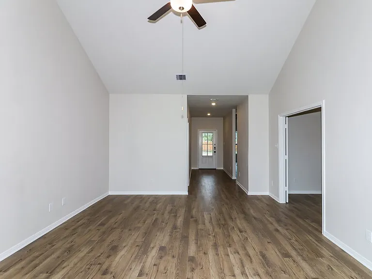 206 Emma Rose Dr — Photo 5