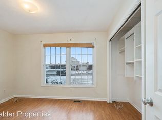 2118 Orchard Ridge Dr NW, Grand Rapids, MI