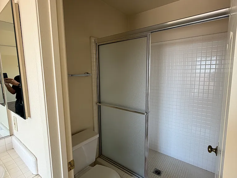 MBR shower