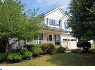 2 Raleigh Ct, Pottstown, PA 19464