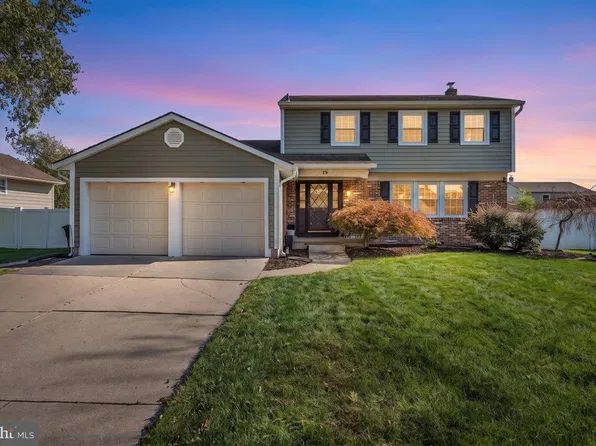 15 Conestoga Rd, Clementon, NJ 08021