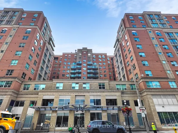 313 Richmond St E, Toronto, ON