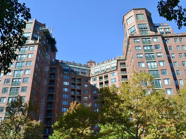 10 Rogers St APT 703, Cambridge, MA 02142