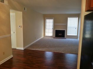 5651 Golf Ridge Dr APT E, Saint Louis, MO 63128