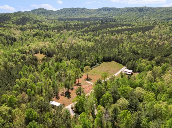 115 Laurelwood Way, Walhalla, SC 29691