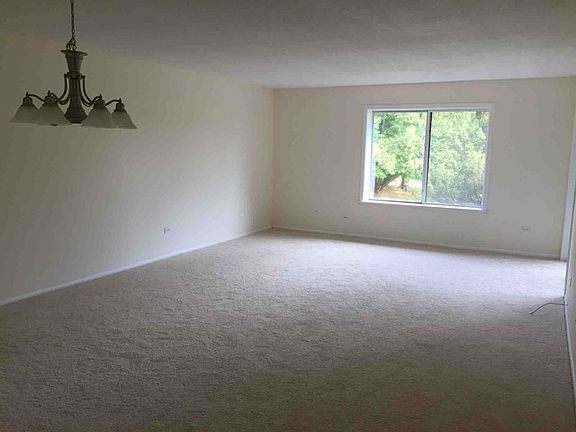 2nd image of 1295 N Sterling Ave Unit 213