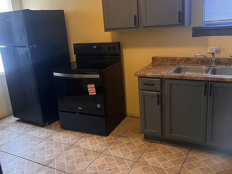 4045 Shreve Ave #2F — Photo 7