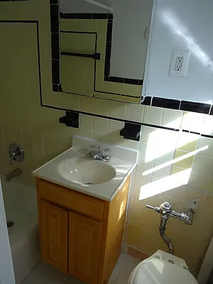 Rented by Green Home NY Realty LLC | media 5