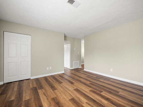5th image of 309 Wem Ct