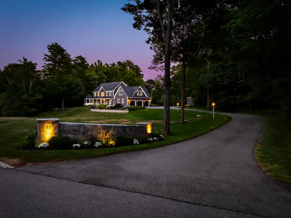 53 Waters Edge Drive, Yarmouth, ME 04096