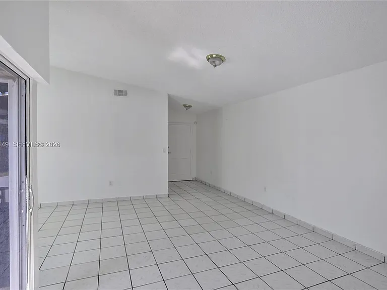 11854 SW 210th St — Photo 9