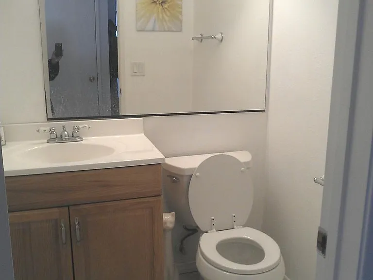 9250 Towne Centre Dr #7 — Photo 9