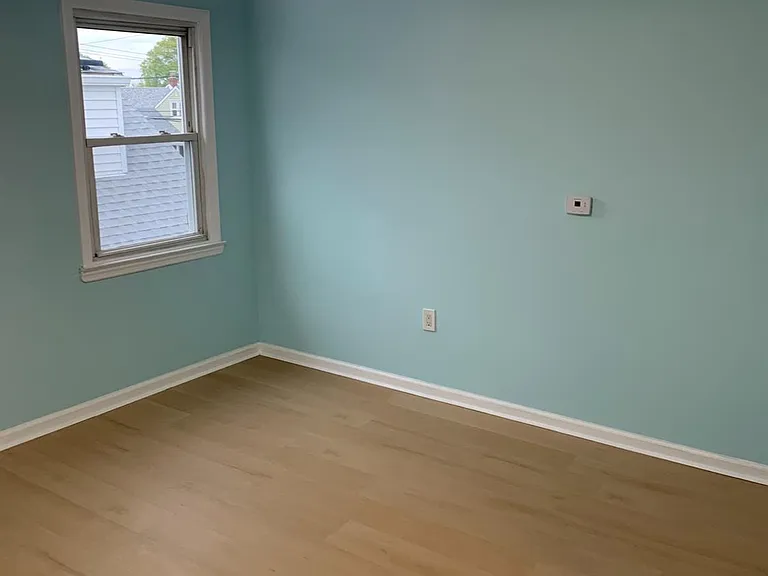 47 Holly St #2 — Photo 4