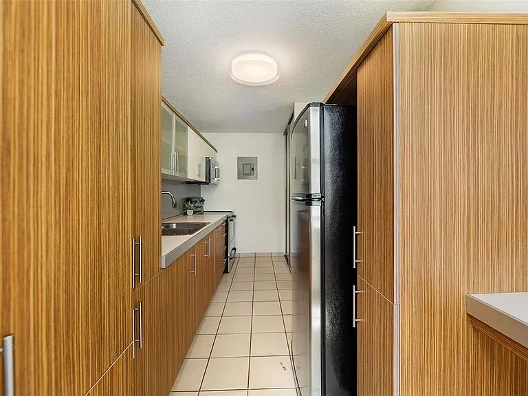 37 Cond Atrium Park Regina Marina #408C — Photo 5