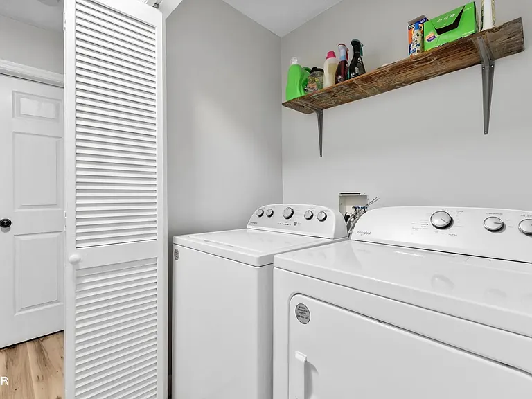 2121 Turkey Trl — Photo 11